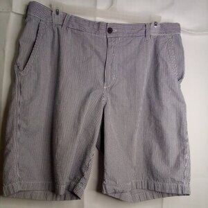 Izod Shorts Men 38 Casual Pin Stripe Gray White